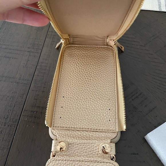 IPhone 6+,7+,8+ wallet case. - Picture 3 of 5